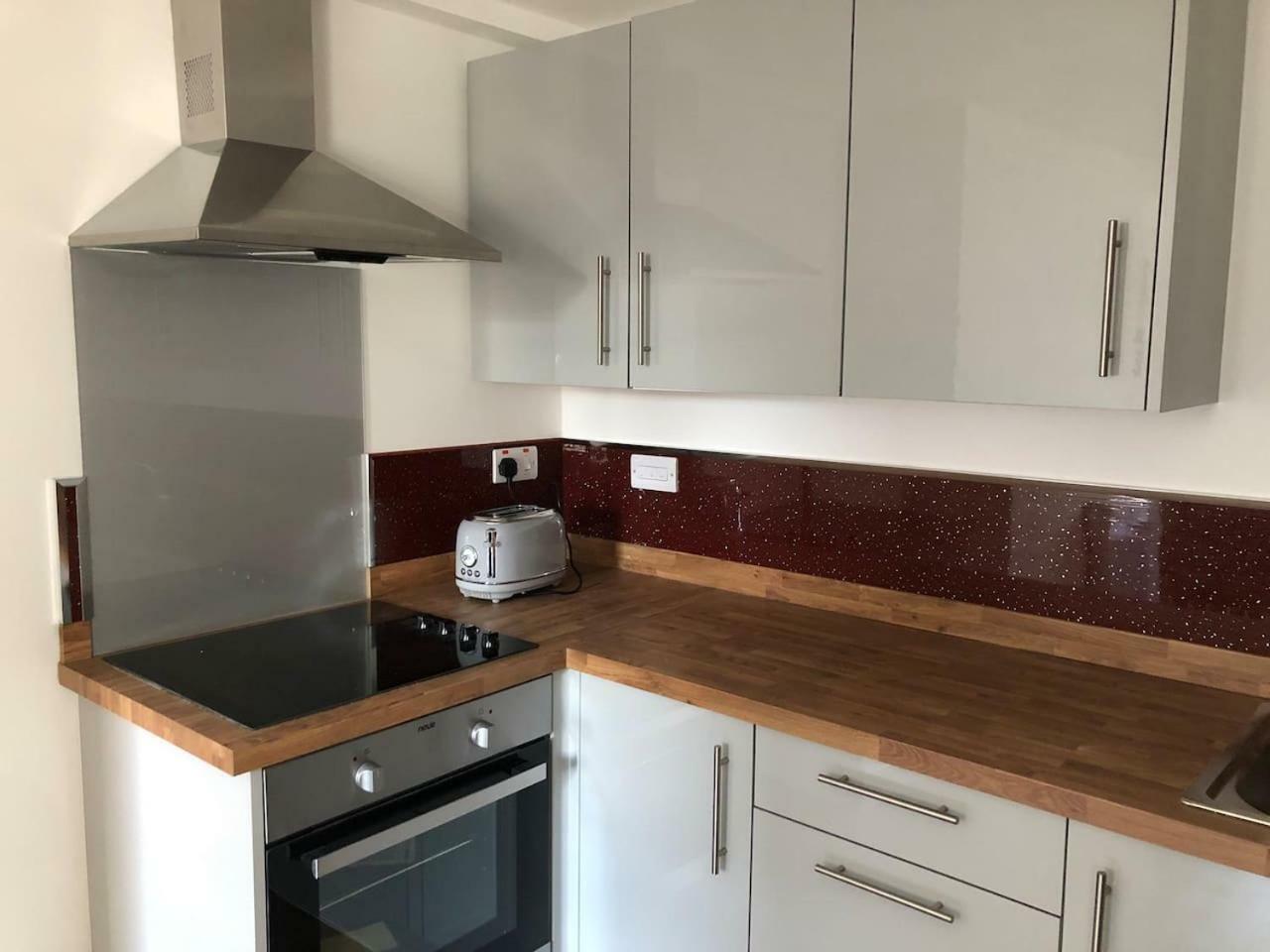 לייסטר Granby Apartments F-6 מראה חיצוני תמונה
