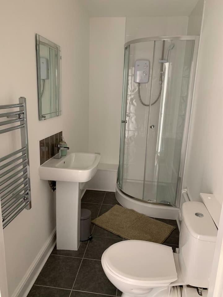 לייסטר Granby Apartments F-6 מראה חיצוני תמונה